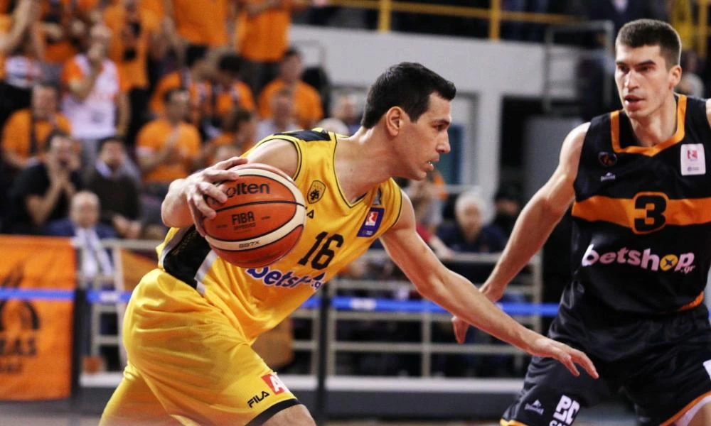 Με Ζήση και Γκίκα η ΑΕΚ κόντρα στη Βόννη